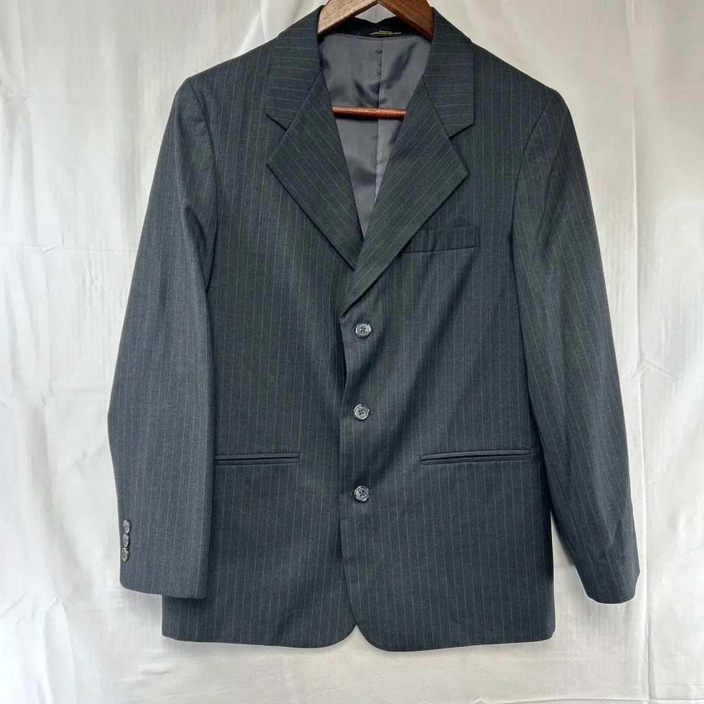 Van Heusen 2-Piece Suit Set Boys 18 Regular Charcoal Pinstripe Blazer Pants